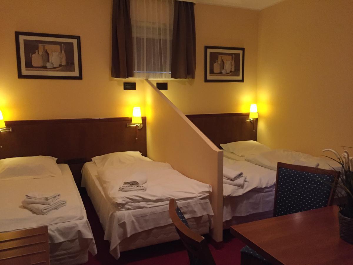 Virgo B&B Biznes Rumia Extérieur photo